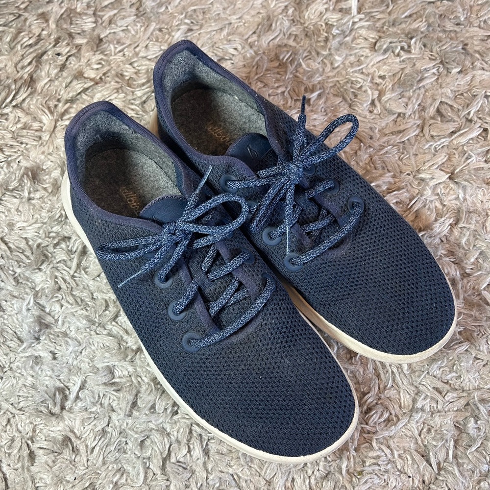 Marine Blue allbirds Men’s Tree Runners - Size 10